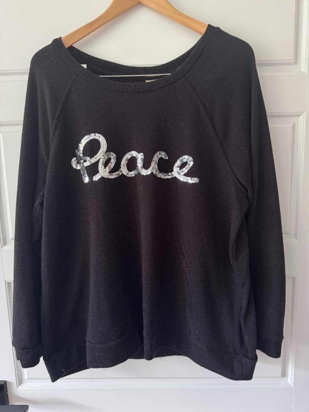 Faded Glory Black Crew Neck Sweater with "Peace" in Cursive Sequins Size XL